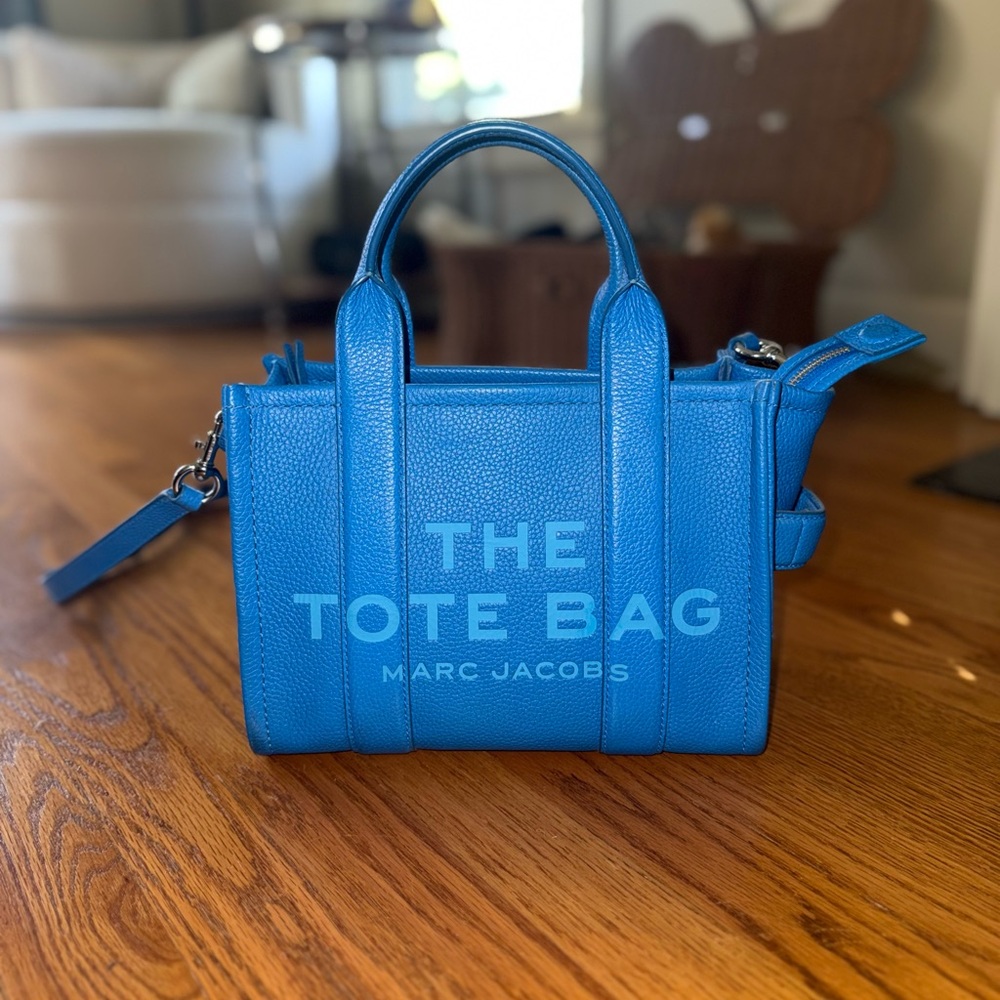 Marc Jacobs Vibrant Blue Tote Bag